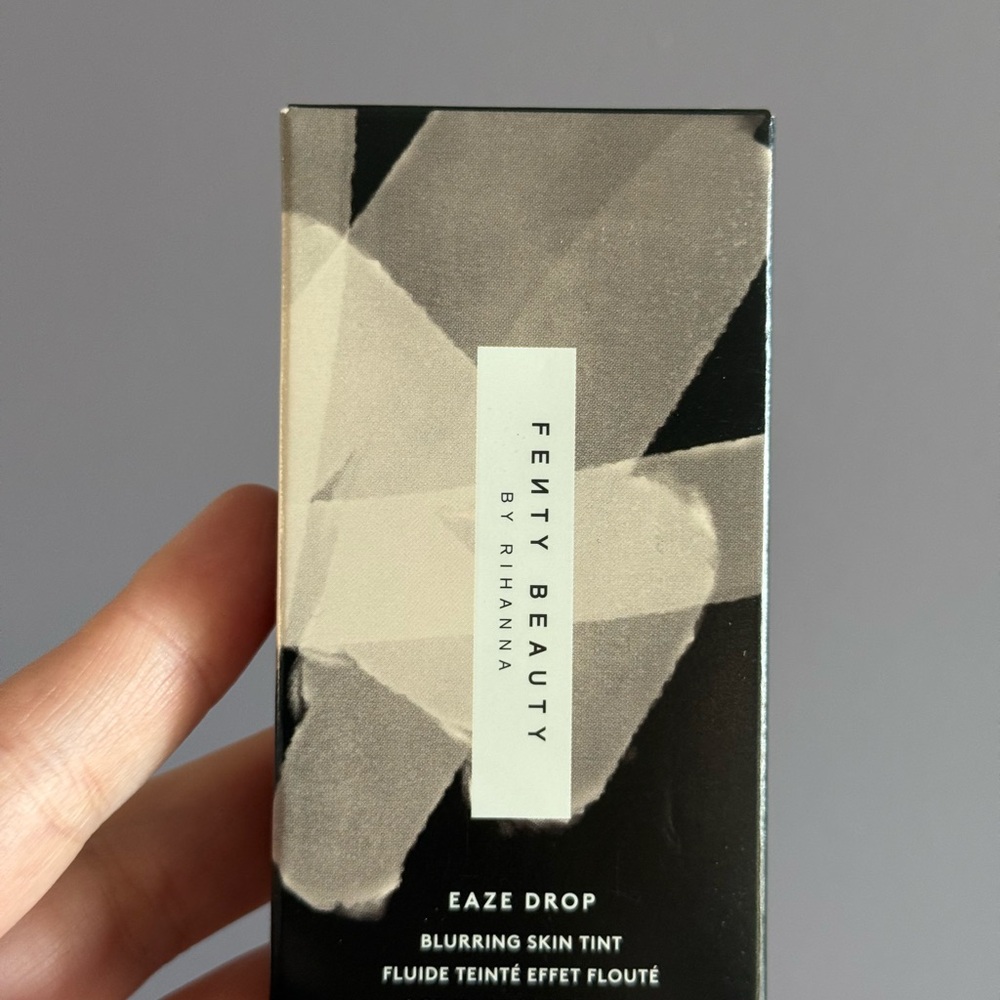 Fenty Beauty Eaze Drop in Black and Cream